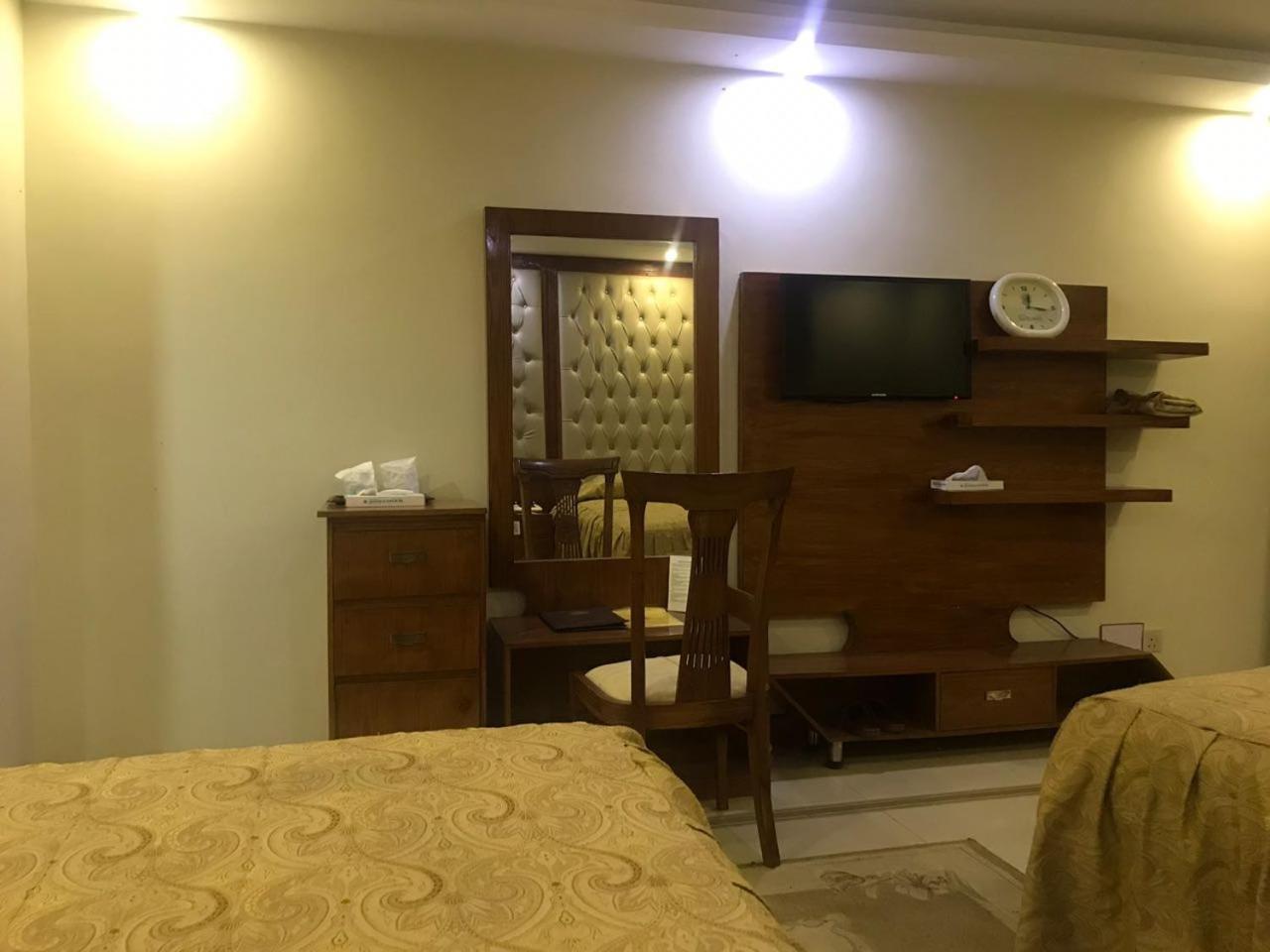 Hotel Shalimar Rawalpindi Esterno foto